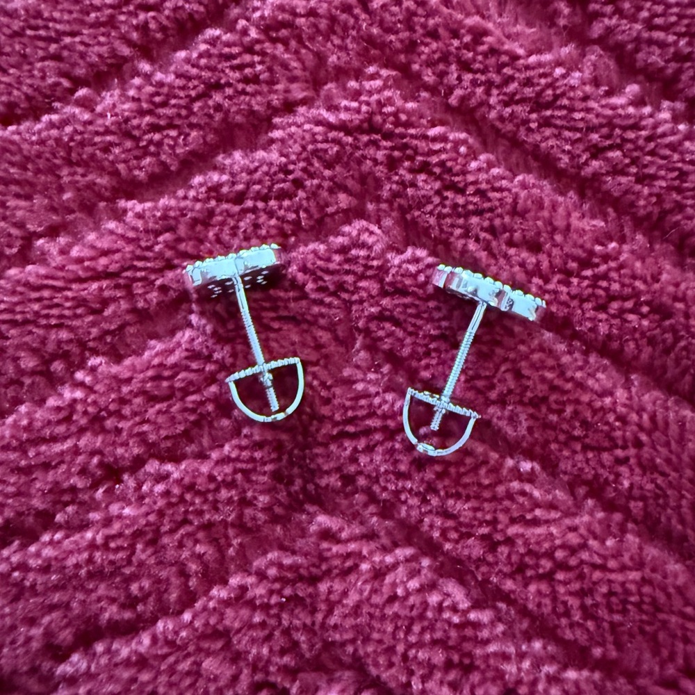 Moissanite Clover Earrings NEW in Sterling Silver with Box - Picture 4 of 6